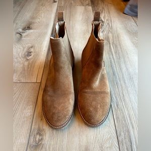 Steve Madden Leopold size 9